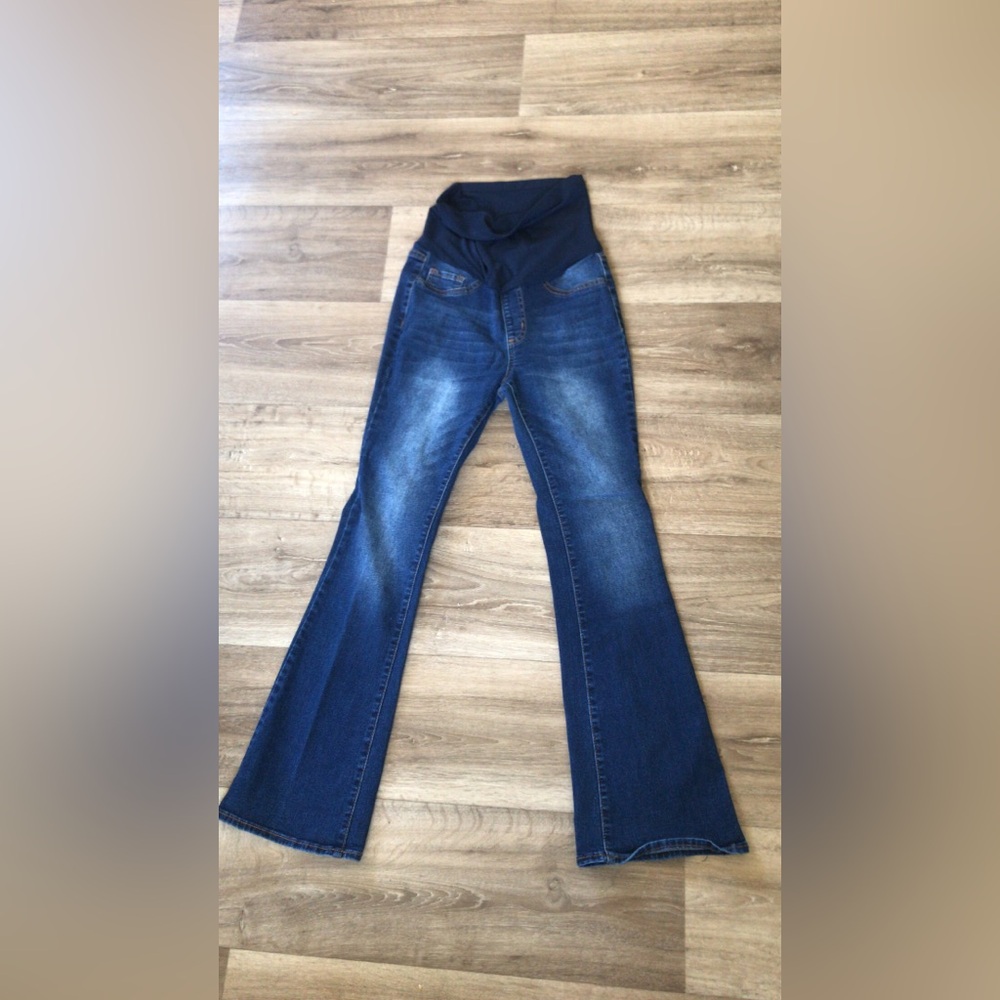 Bootcut maternity jeans